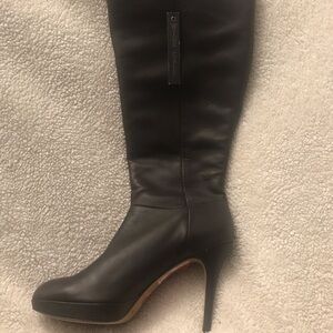 Elegant Brown Knee-High Women's Boots